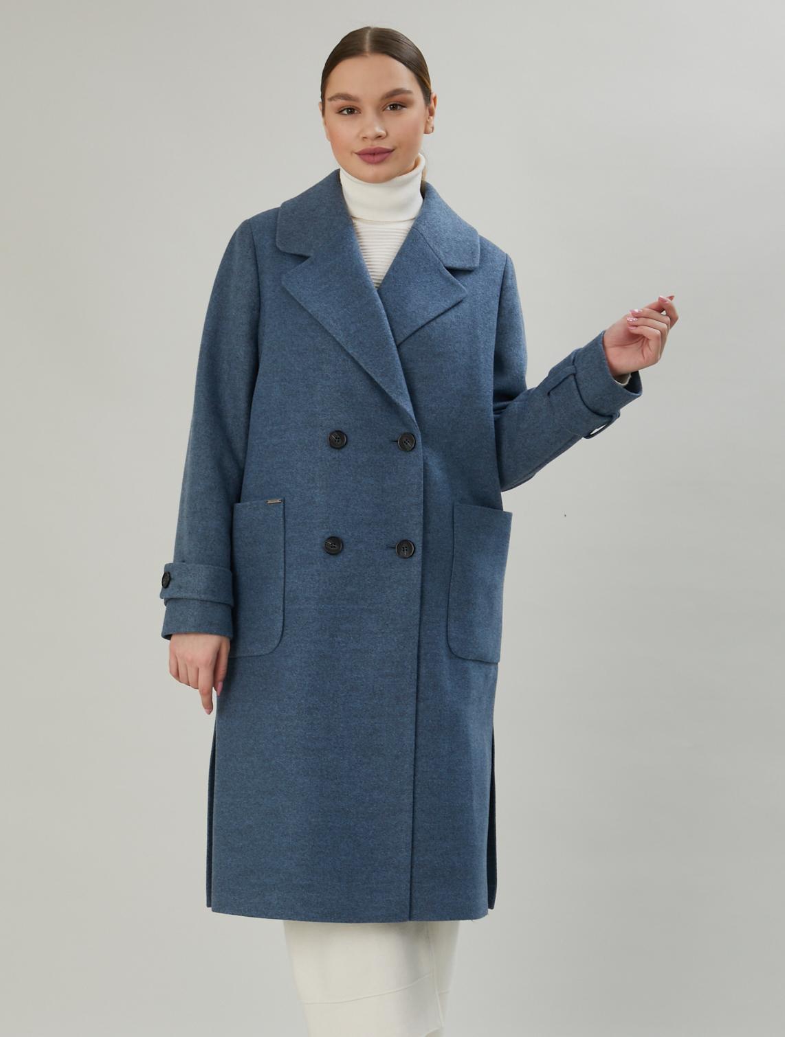 Двубортное пальто с английским воротником