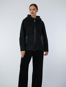 Куртка женская с капюшоном