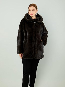 Шуба из норки с капюшоном