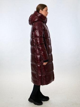 Пуховик женский удлинённый с капюшоном