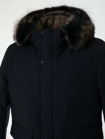 Удлиненный пуховик с капюшоном