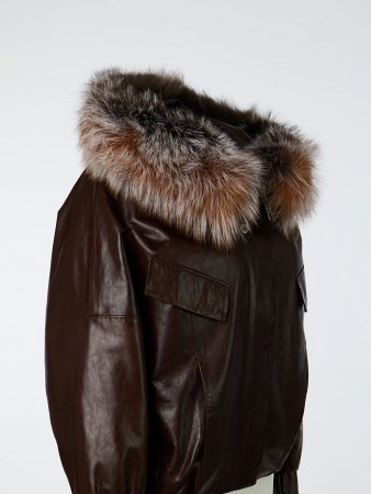 Укороченная куртка из нат.кожи с капюшоном