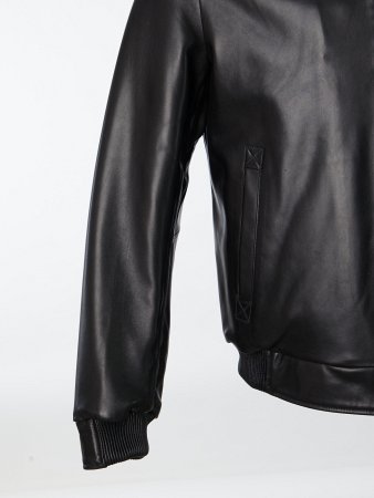 Стильный утепленный бомбер