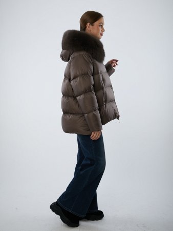 Укороченный пуховик с капюшоном