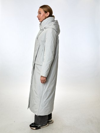 Длинный пуховик с капюшоном