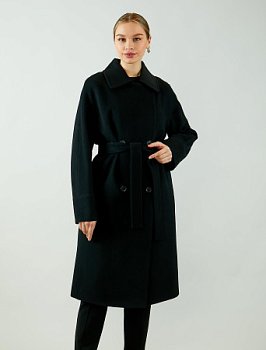 Двубортное пальто с поясом