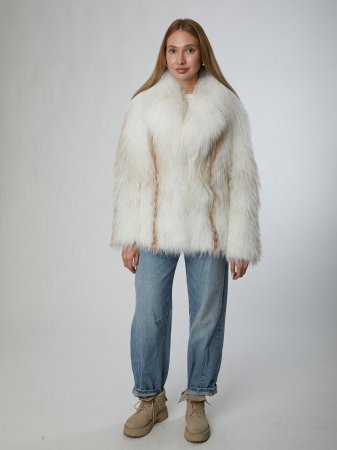 Укороченная шуба из меха лисы