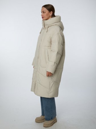Пуховик женский удлинённый с капюшоном 