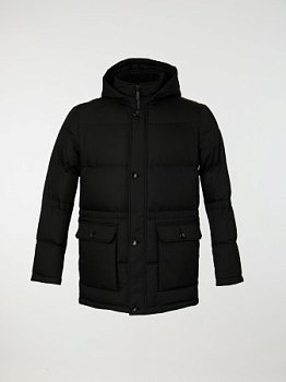 Удлиненный пуховик со съемным капюшоном