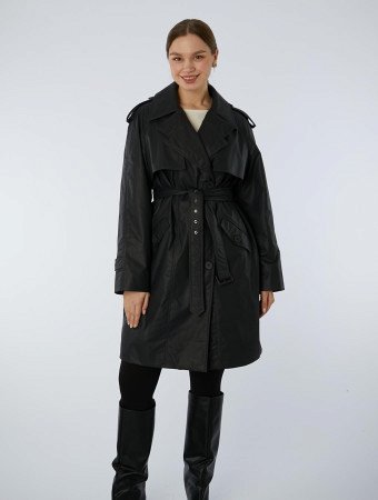 Легкий плащ с английским воротником