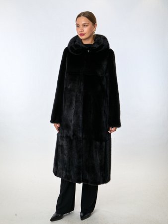 Длинная шуба из меха норки с капюшоном