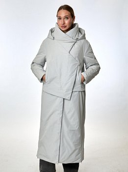 Длинный пуховик с капюшоном