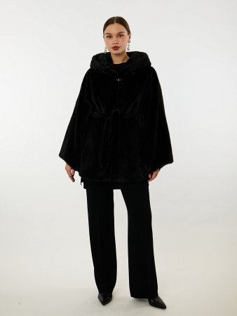 Укороченная шуба из меха норки с капюшоном