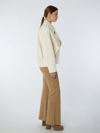 Драповая куртка с английским воротником