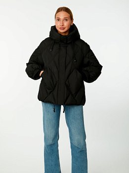 Пуховик женский стёганый с капюшоном