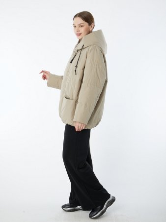 Утепленная куртка с капюшоном