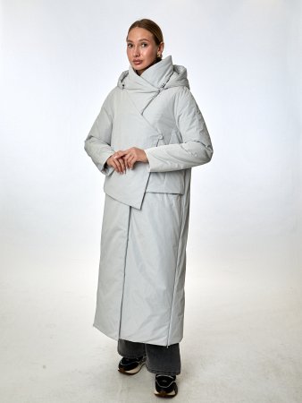 Длинный пуховик с капюшоном