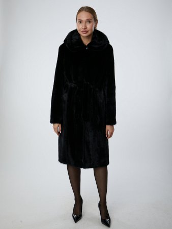 Шуба из меха норки с капюшоном