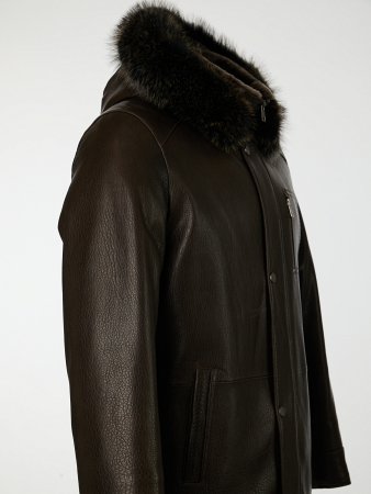 Кожаная куртка на мехе с капюшоном