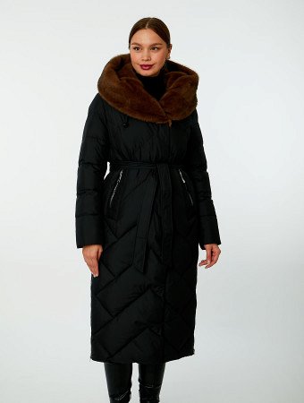 Пуховик удлинённый с капюшоном