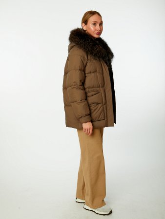Пуховик женский с натуральным мехом