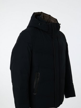 Укороченный мужской пуховик с капюшоном