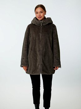 Куртка женская из искусственного меха с капюшоном