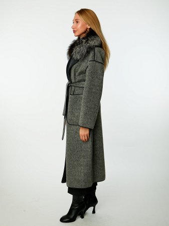 Стильное пальто из кашемира