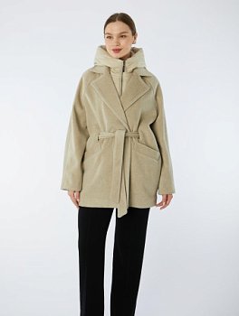 Пальто женское с капюшоном укороченное