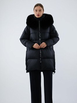 Пуховик с капюшоном