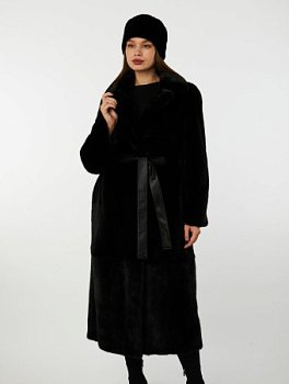 Шуба из меха норки с английским воротником