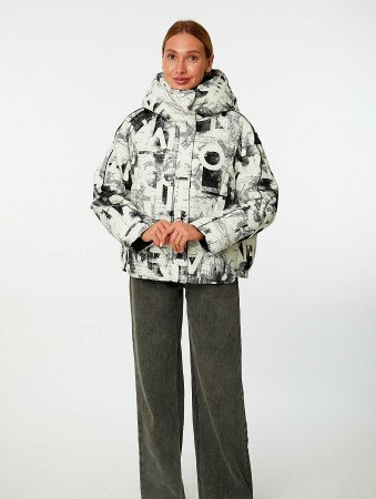 Пуховик женский укороченный с капюшоном