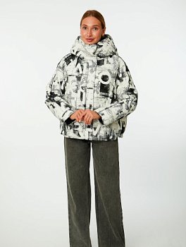 Пуховик женский укороченный с капюшоном