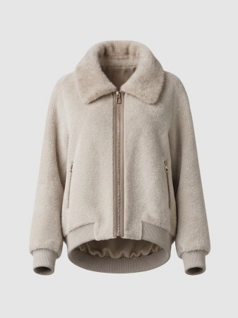 Укороченная экодубленка с отложным воротником