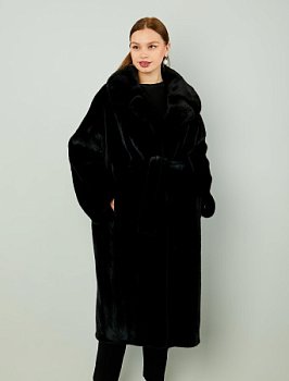 Шуба из норки с английским воротником 