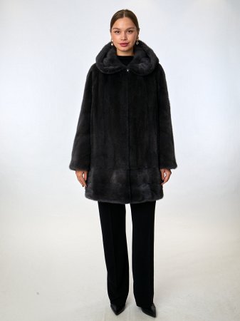 Шуба из меха норки с капюшоном