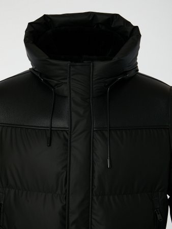 Удлиненный пуховик с капюшоном