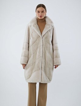 Шуба из меха норки с английским воротником