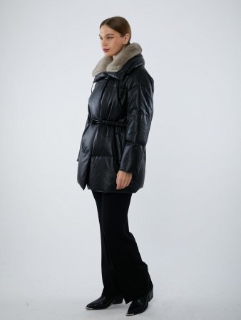 Удлиненная куртка со съемным воротником из меха норки