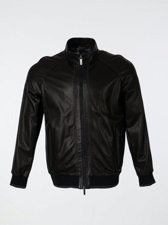 Кожаный бомбер с трикотажной отделкой