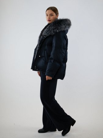 Парка с капюшоном