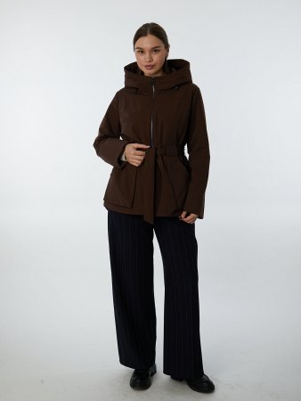 Демисезонная куртка с поясом