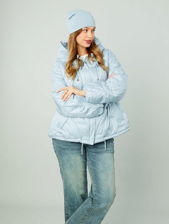 Укороченная куртка с капюшоном