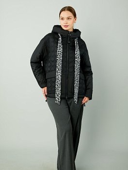 Куртка женская стёганая с капюшоном