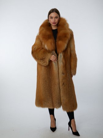 Шуба из натурального меха лисы