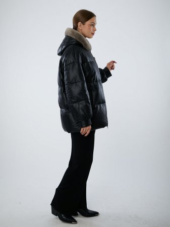 Куртка с капюшоном на пуху