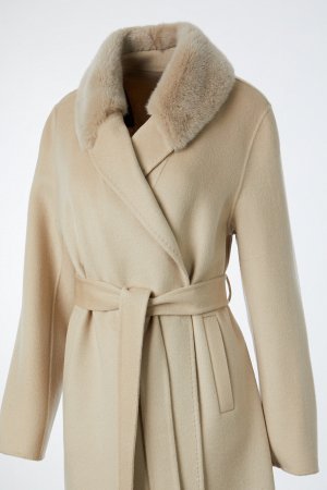 Пальто из натуральной австралийской шерсти с отделкой из норки