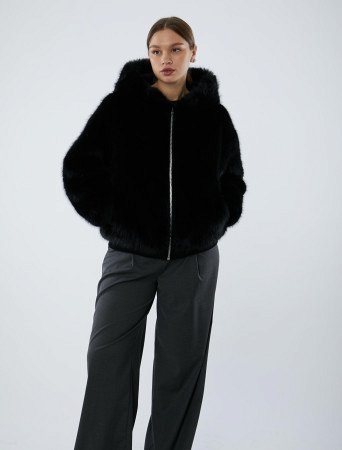 Двусторонняя куртка из экомеха с капюшоном