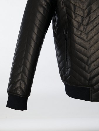 Утепленный бомбер из натуральной кожи