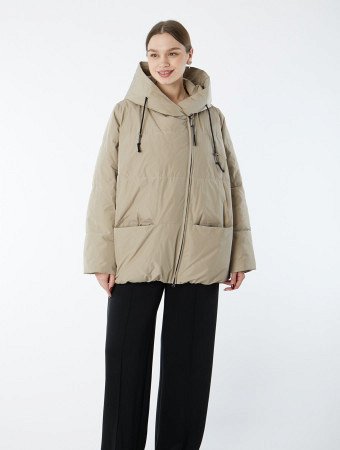 Утепленная куртка с капюшоном